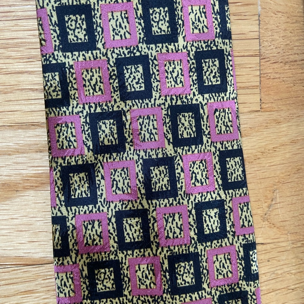 Format ties - Picture 5 of 6